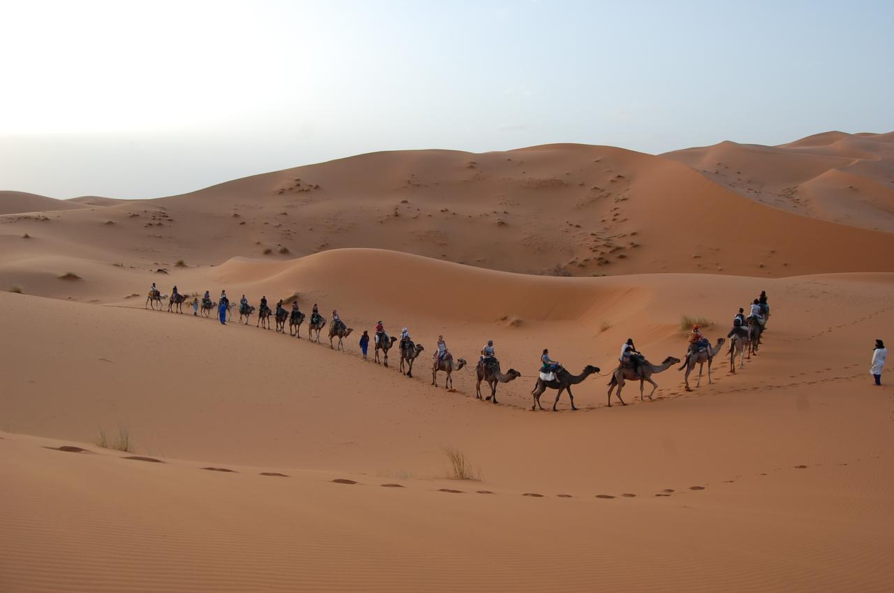 Nomadica Desert Camp Мерзуга Экстерьер фото