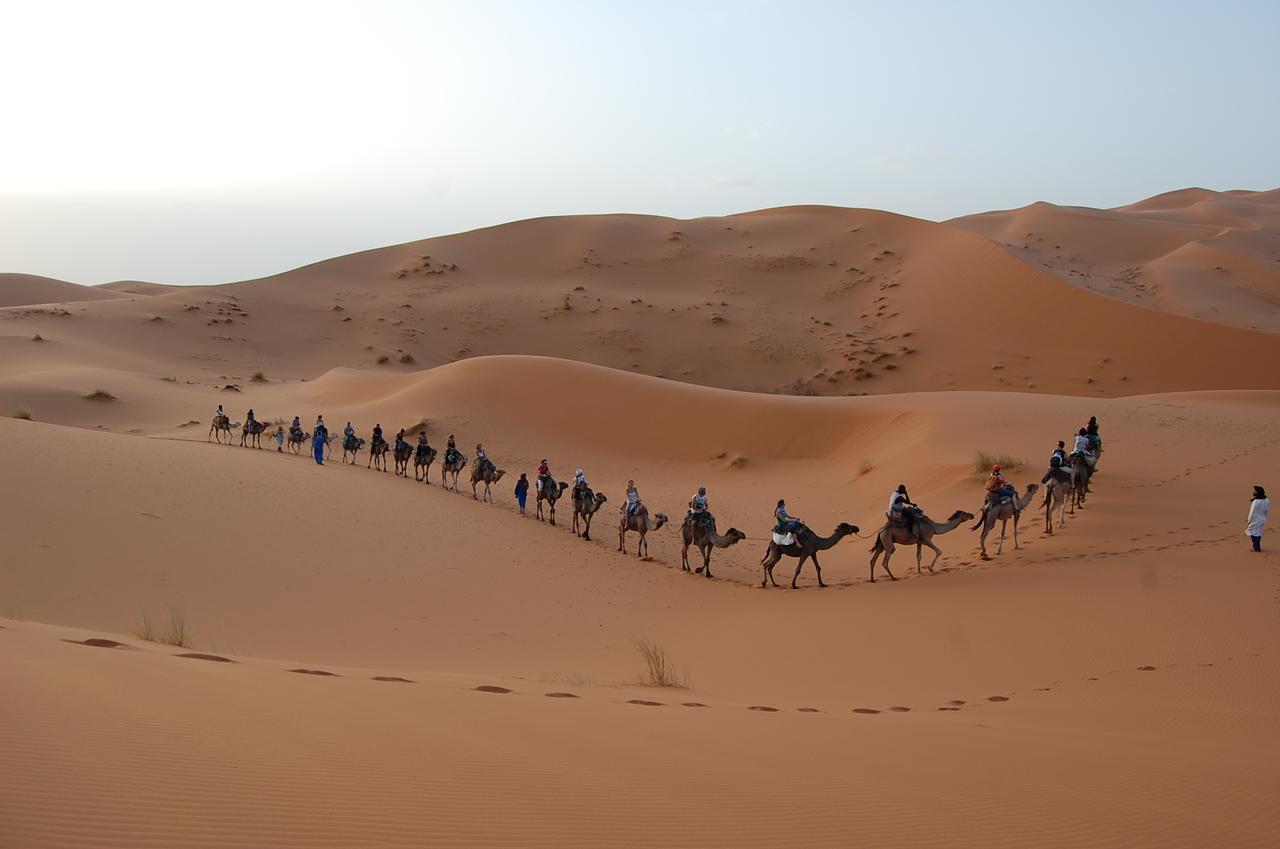 Отель Nomadica Luxury Camp Мерзуга Экстерьер фото